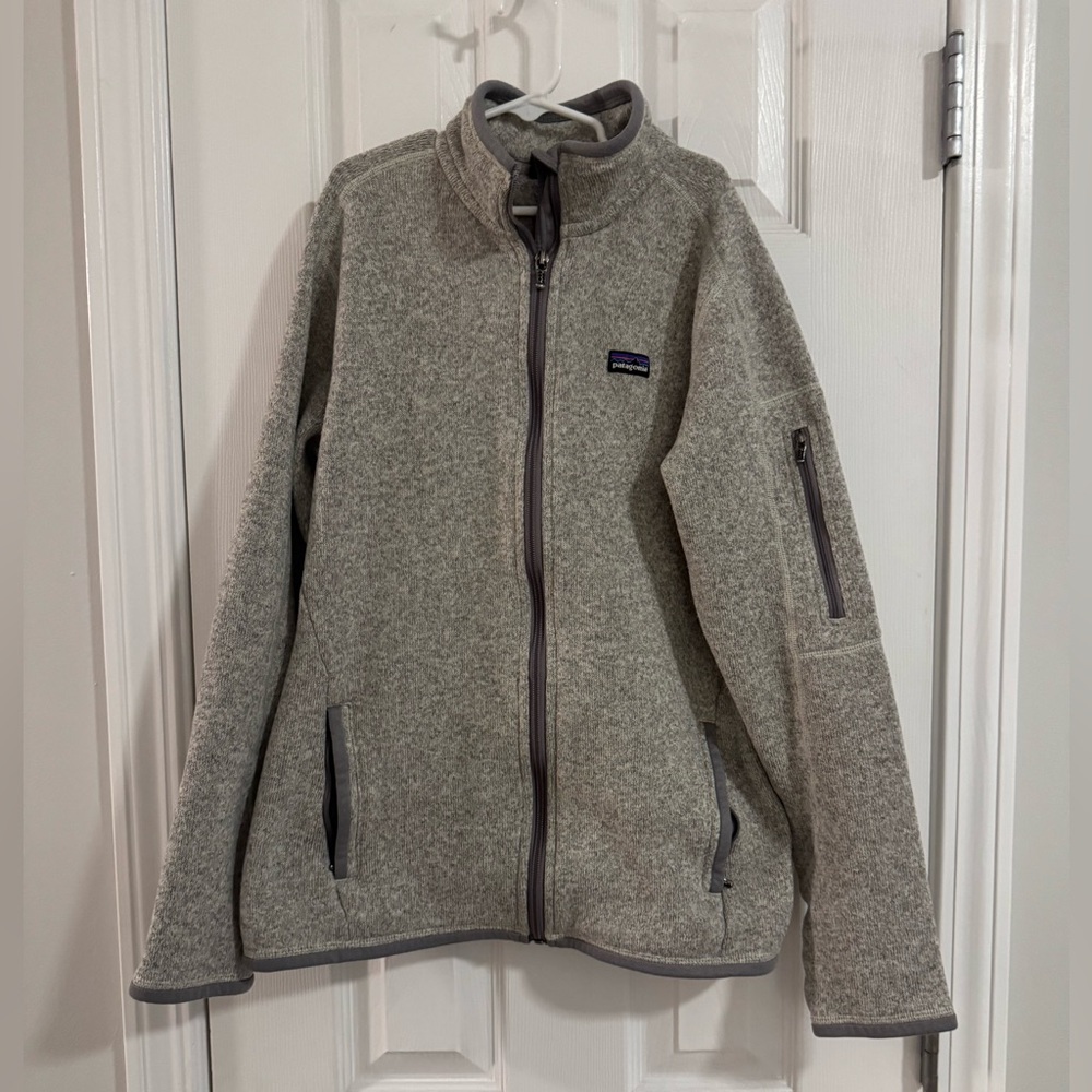 Patagonia Gray Women’s Zip Up Jacket with Pockets Medium